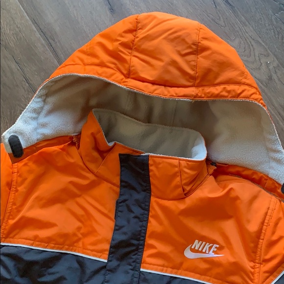 Snow jacket - Picture 2 of 6